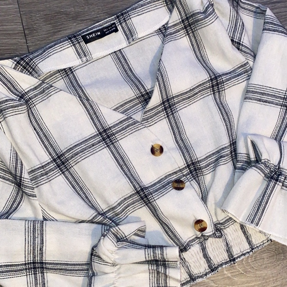 SHEIN Plaid Button-Up Blouse